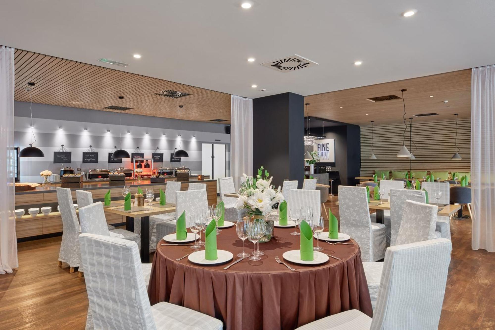 Spa Hotel Felicitas Poděbrady Екстериор снимка